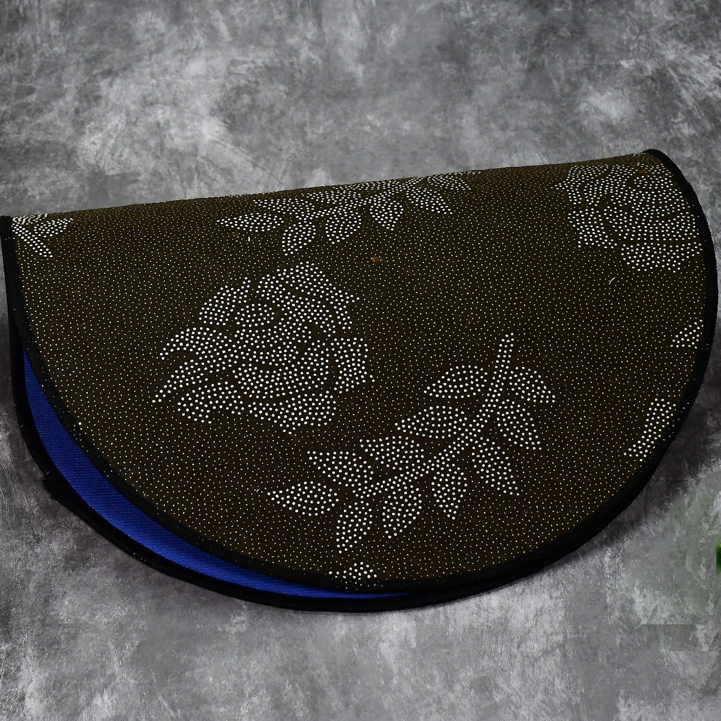 Super Absorbent Quick Dry Bath Mat | Non-Slip Bathroom Rug for Floor Safety | Modern Instant Drying Floor & Door Mat for Home & Kitchen